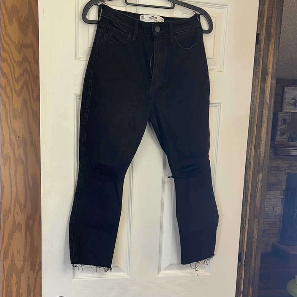 Hollister Black Ankle Cropped Jeans